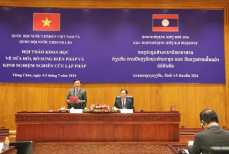  Vietnam shares Constitution amendment experiences with Laos 